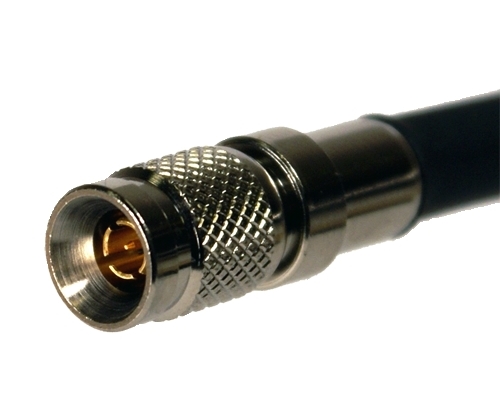 a push-pull DIN connector, offering quick and easy connections and disconnections